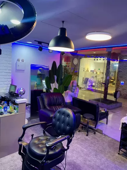 Beu Hair - Địa Chỉ Làm Tóc Chuyên Nghiệp Ở Quận 1, TP.HCM: Nơi Nâng Tầm Phong Độ Phái Mạnh