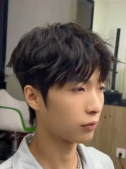 Nhuộm Tóc Đẹp, Chuẩn Màu Không Gây Hư Tổn: Bí Quyết Từ Chuyên Gia Beu Hair tại Quận 1